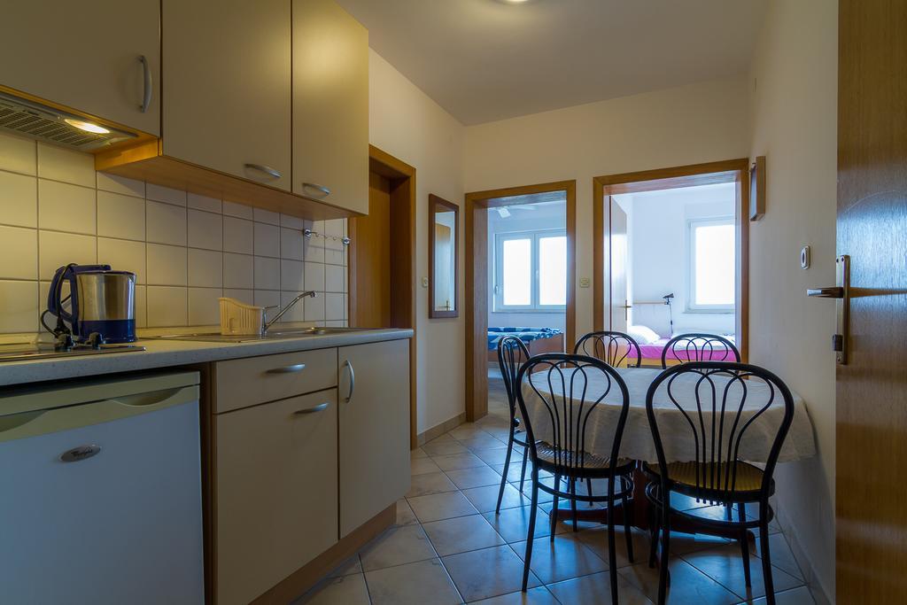 Apartments Ok Lopar Extérieur photo