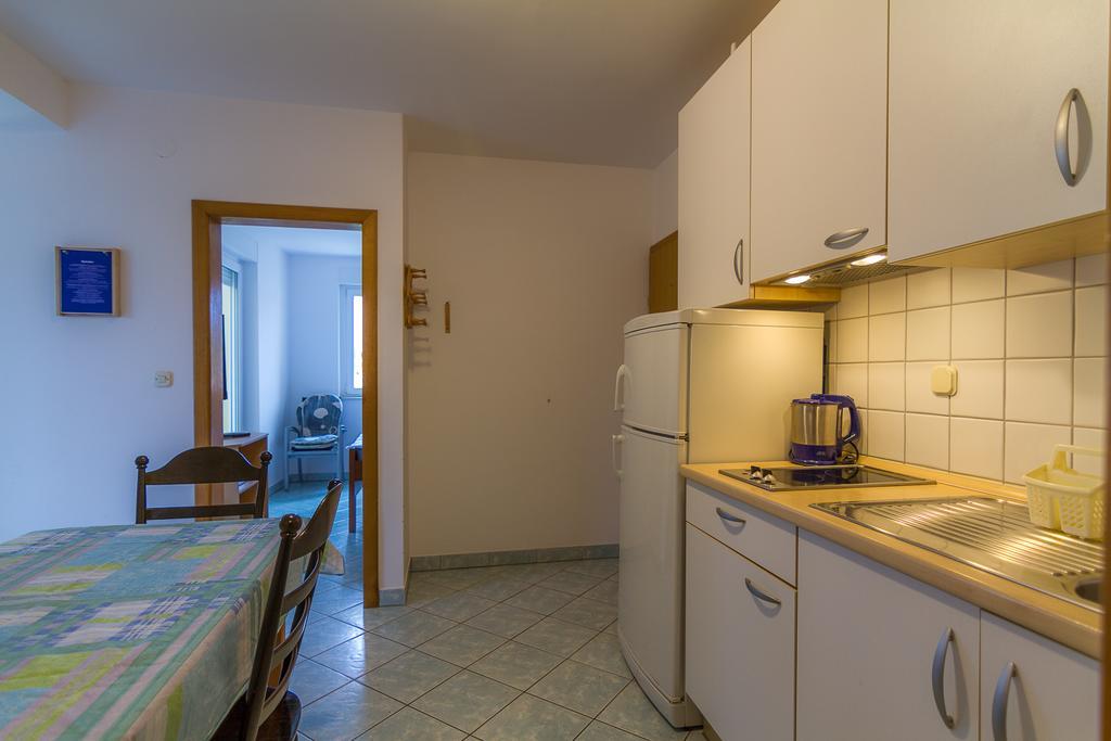 Apartments Ok Lopar Extérieur photo